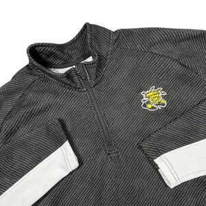 Wichita State University Shockers 1/4 Zip Pullover Fleece Sweatshirt Men's XL